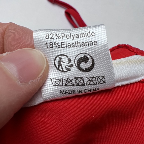 Shekini Bikini Wrap Top Halter Red with Pads - Picture 10 of 10